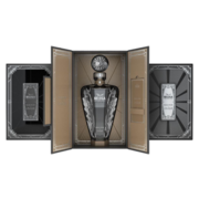 Водка Beluga Epicure by Lalique 0,7 в подарочной упаковке Водка Beluga Epicure by Lalique 0,7 в подарочной упаковке