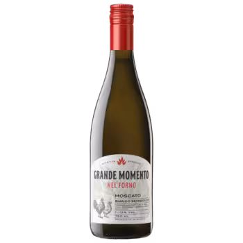 Вино Grande Momento Moscato белое полусладкое 0,75 л Вино Grande Momento Moscato белое полусладкое 0,75 л